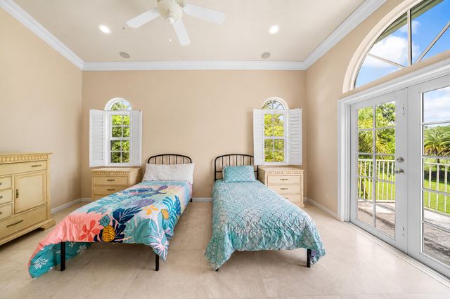 6911 NW 84th Avenue, Parkland, FL 33067