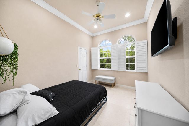 6911 NW 84th Avenue, Parkland, FL 33067