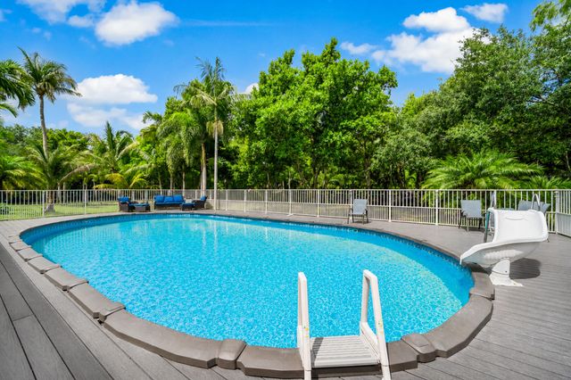 6911 NW 84th Avenue, Parkland, FL 33067