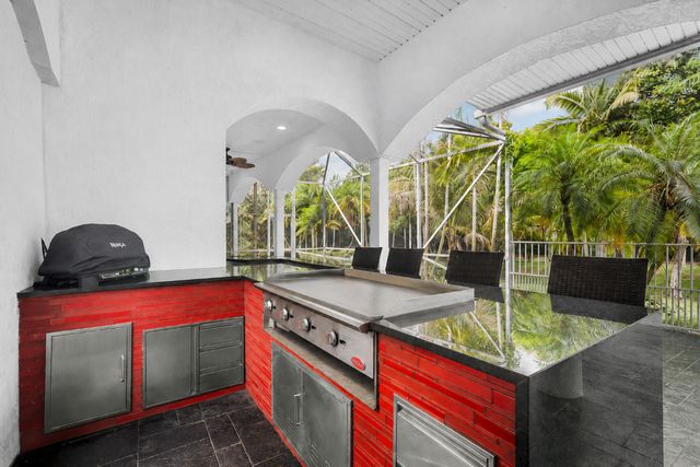 6911 NW 84th Avenue, Parkland, FL 33067