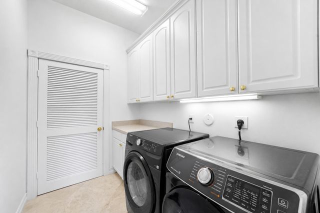 6911 NW 84th Avenue, Parkland, FL 33067