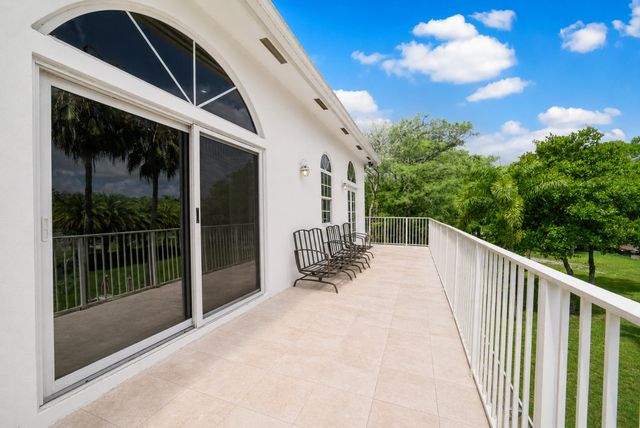 6911 NW 84th Avenue, Parkland, FL 33067