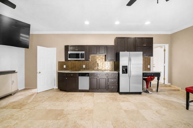 6911 NW 84th Avenue, Parkland, FL 33067