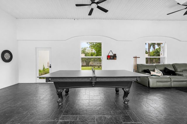 6911 NW 84th Avenue, Parkland, FL 33067