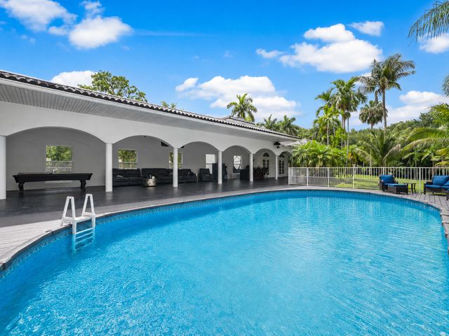 6911 NW 84th Avenue, Parkland, FL 33067