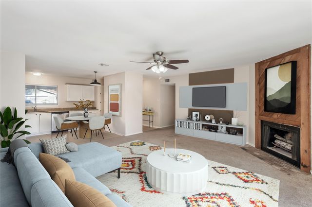 6 Red Deer Lane, Spring, TX 77380