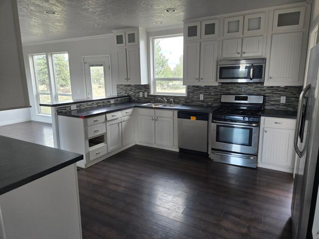 9290 SW 3115 Road, Culver, OR 97734