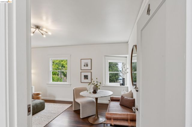 3014 College Avenue, Berkeley, CA 94705