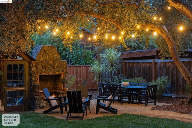 3014 College Avenue, Berkeley, CA 94705