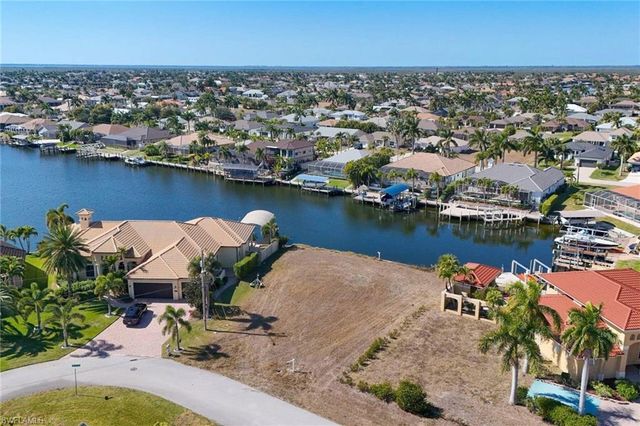 4808 SW 22nd PL, Cape Coral, FL 33914