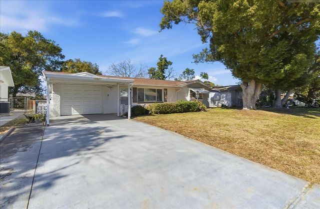 10921 MANCHESTER ROAD, Port Richey, FL 34668