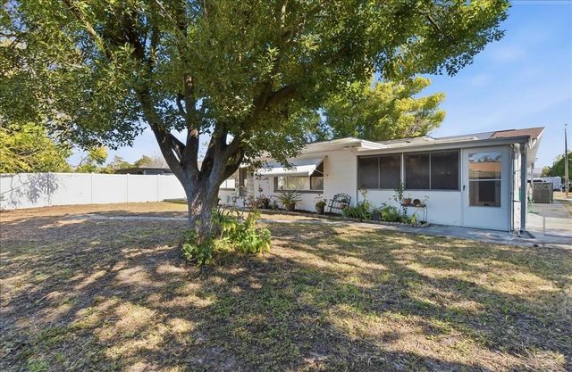 10921 MANCHESTER ROAD, Port Richey, FL 34668