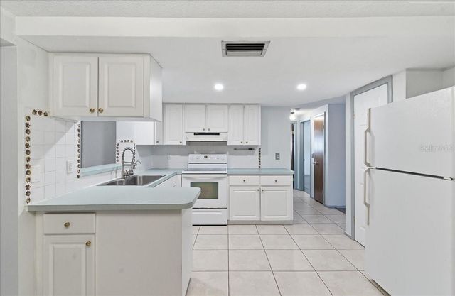 10921 MANCHESTER ROAD, Port Richey, FL 34668