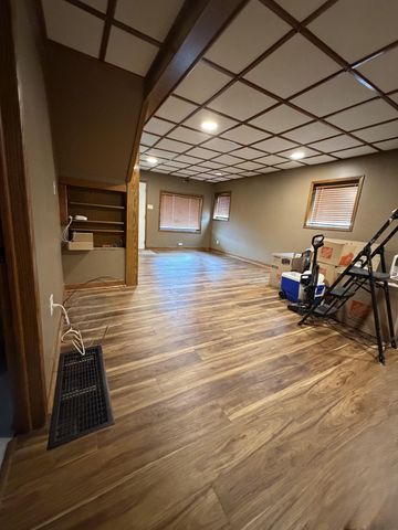 6818 Huron Avenue, Hammond, IN 46323