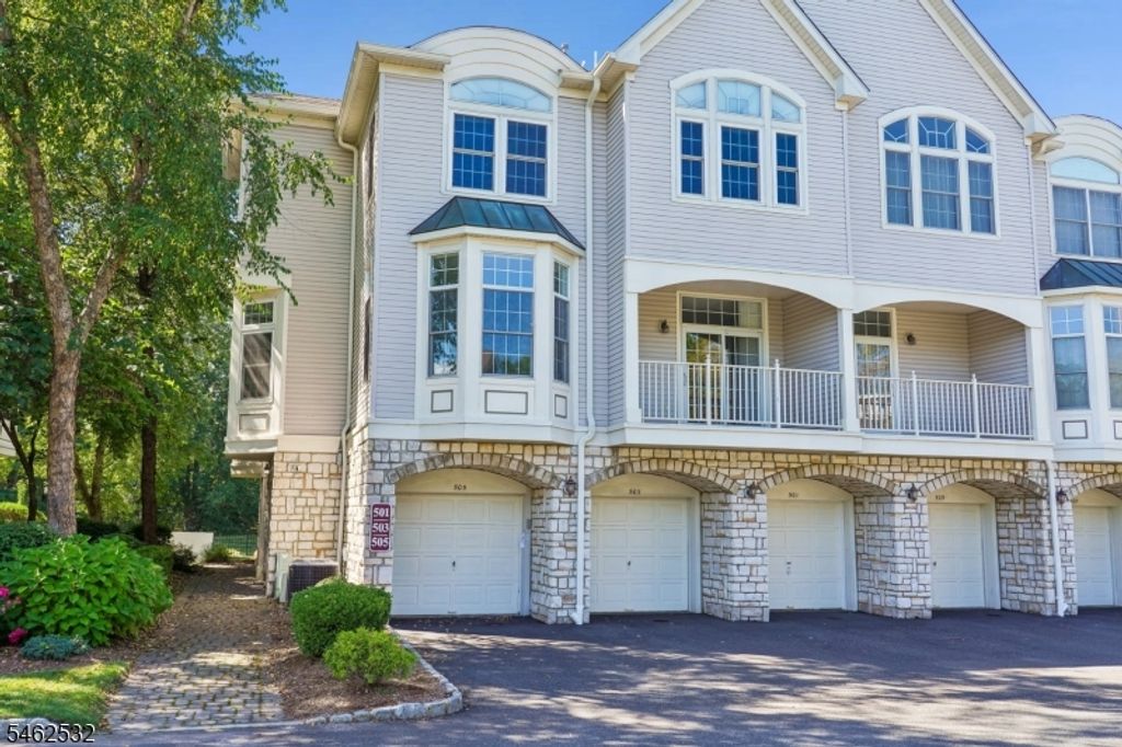 505 Regal Blvd, Livingston Twp., NJ 07039 — photo 5