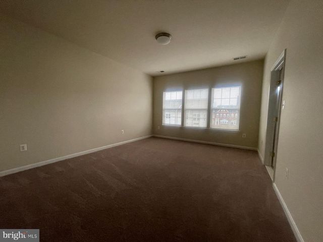 24693 KINGS CANYON SQ, Aldie, VA 20105