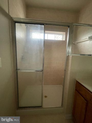 24693 KINGS CANYON SQ, Aldie, VA 20105