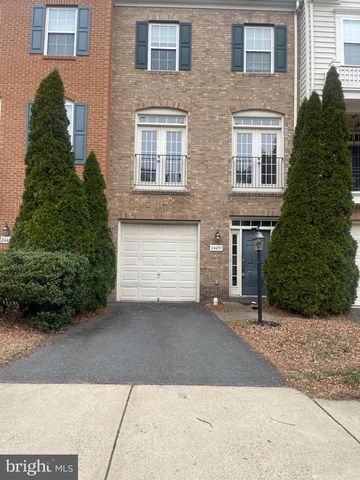 24693 KINGS CANYON SQ, Aldie, VA 20105