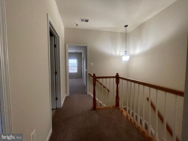 24693 KINGS CANYON SQ, Aldie, VA 20105