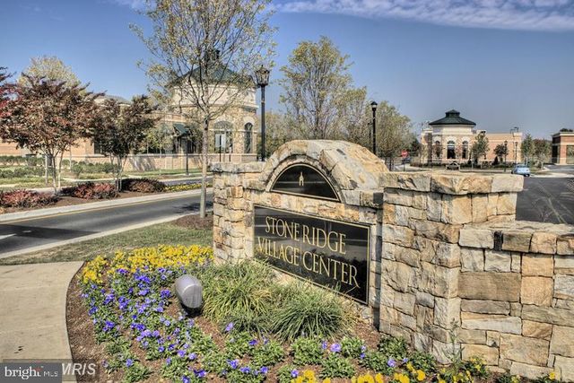 24693 KINGS CANYON SQ, Aldie, VA 20105