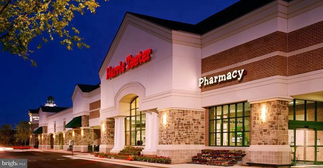 24693 KINGS CANYON SQ, Aldie, VA 20105