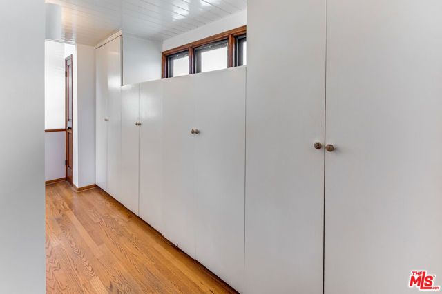 145 Hart Avenue, Santa Monica, CA 90405