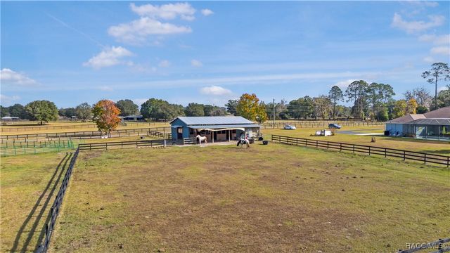 16421 W Highway 326, Morriston, FL 32668