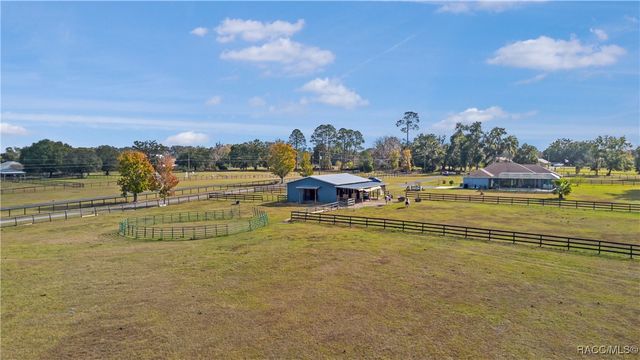 16421 W Highway 326, Morriston, FL 32668