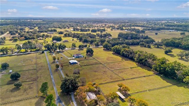 16421 W Highway 326, Morriston, FL 32668