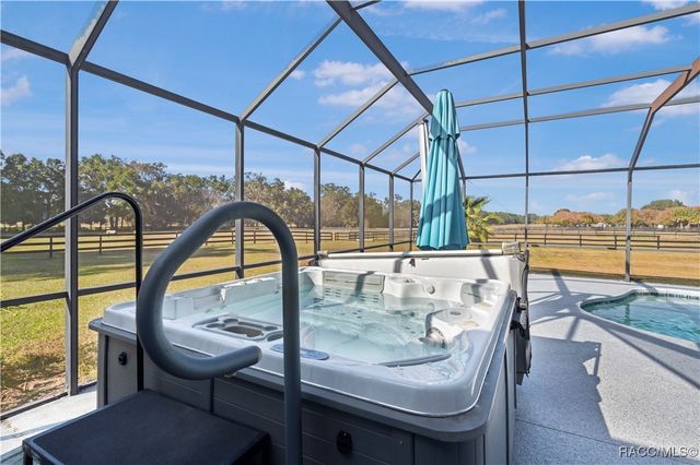 16421 W Highway 326, Morriston, FL 32668