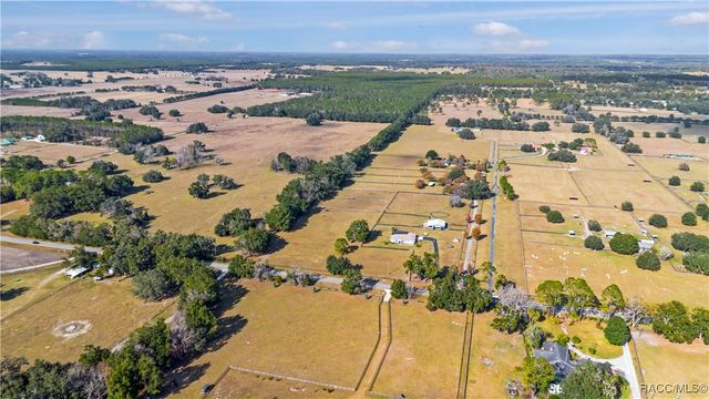 16421 W Highway 326, Morriston, FL 32668