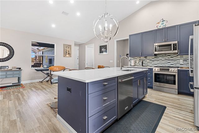 16421 W Highway 326, Morriston, FL 32668