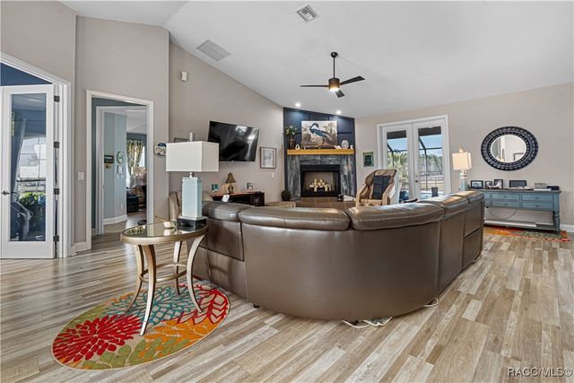 16421 W Highway 326, Morriston, FL 32668