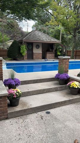 3218 Monticello Street, Port Huron, MI 48060