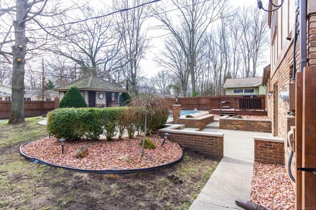 3218 Monticello Street, Port Huron, MI 48060