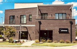 726 E Emma Avenue 302, Springdale, AR 72764