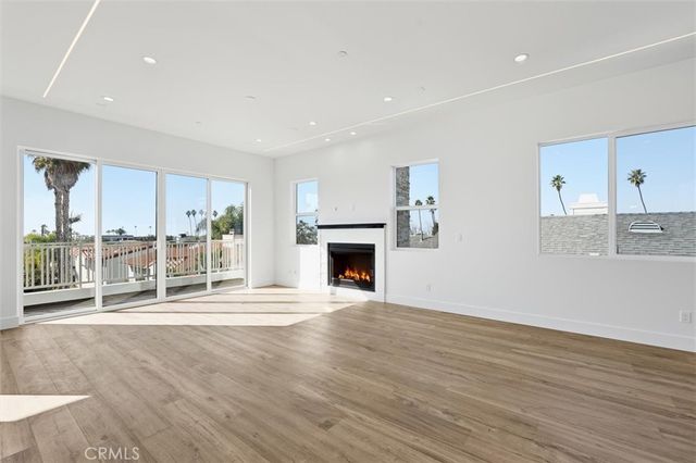 617 N Irena Avenue C, Redondo Beach, CA 90277