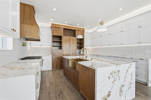 617 N Irena Avenue C, Redondo Beach, CA 90277