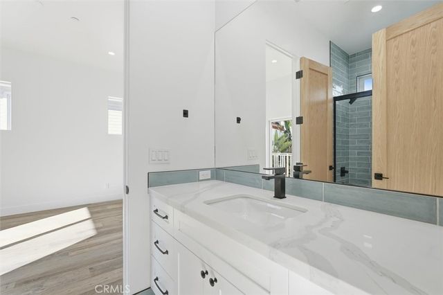 617 N Irena Avenue C, Redondo Beach, CA 90277