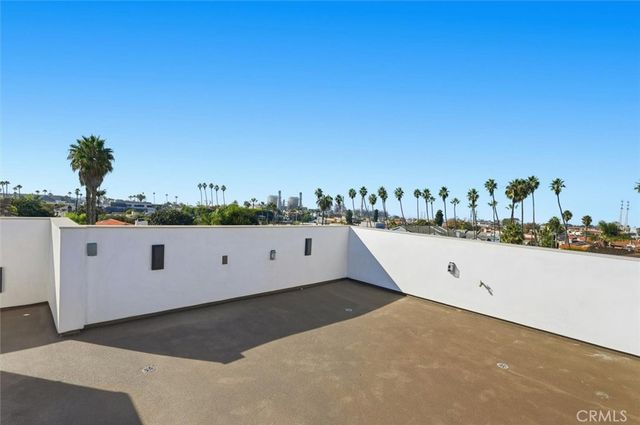 617 N Irena Avenue C, Redondo Beach, CA 90277
