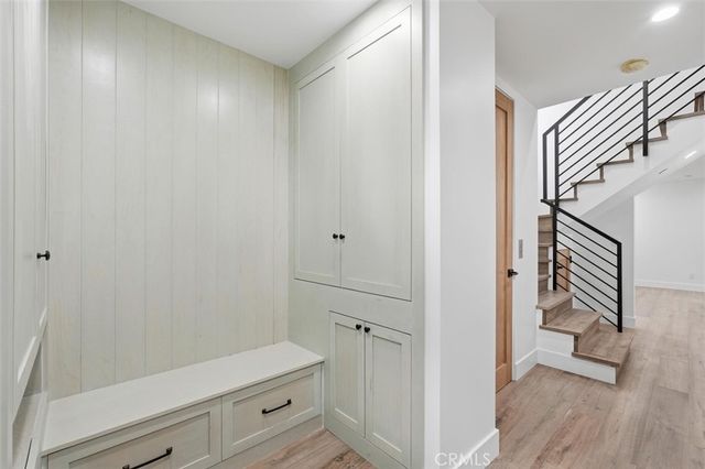 617 N Irena Avenue C, Redondo Beach, CA 90277