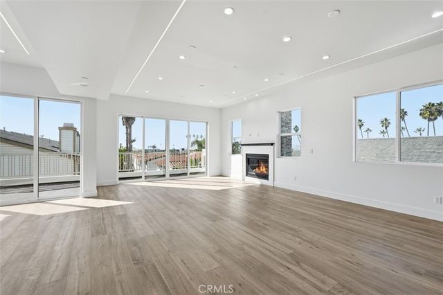 617 N Irena Avenue C, Redondo Beach, CA 90277