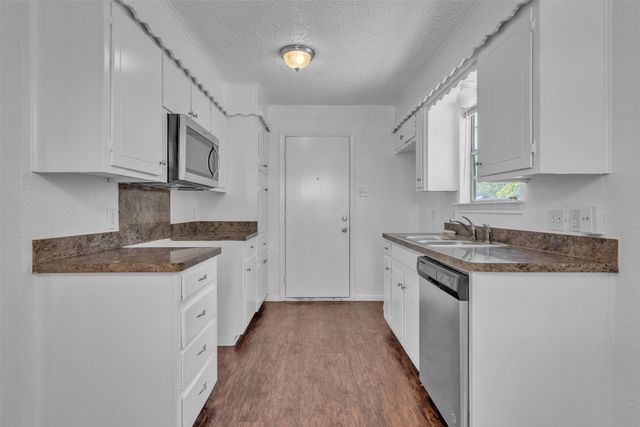 301 Buie Drive, Everman, TX 76140