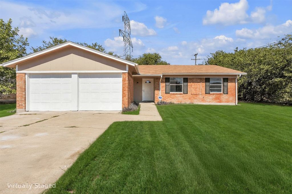 301 Buie Drive, Everman, TX 76140