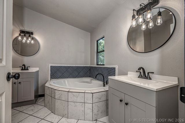58 Divine, Ardmore, OK 73401