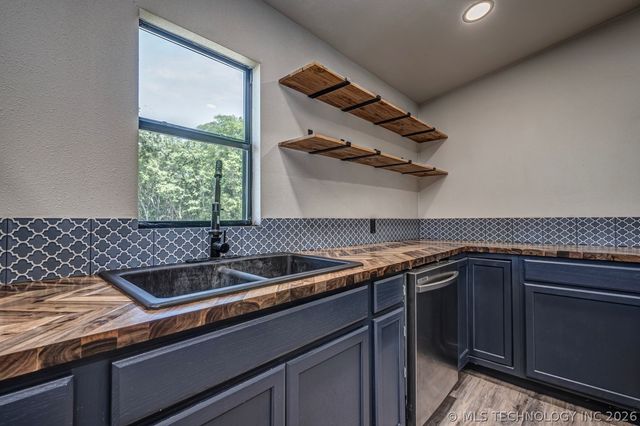 58 Divine, Ardmore, OK 73401