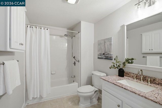 295 Tradewinds 202, San Jose, CA 95123