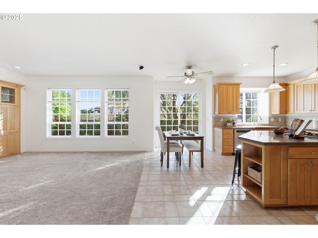 1219 Se MARLA Pl, Hillsboro, OR 97123