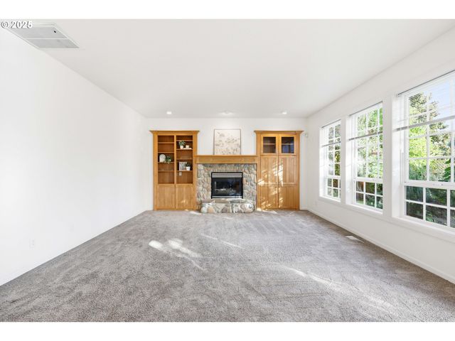 1219 Se MARLA Pl, Hillsboro, OR 97123