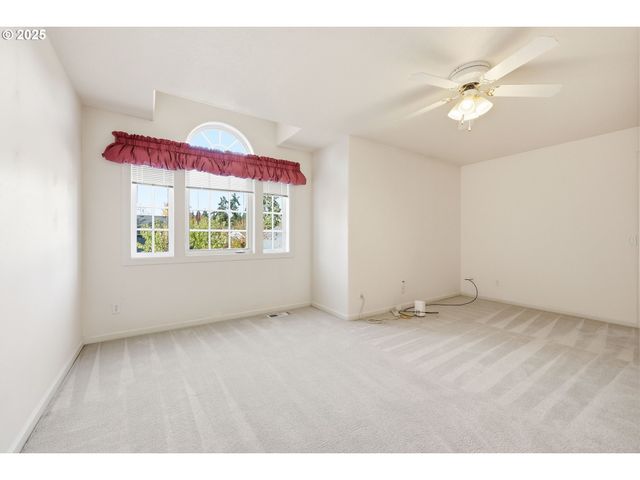 1219 Se MARLA Pl, Hillsboro, OR 97123